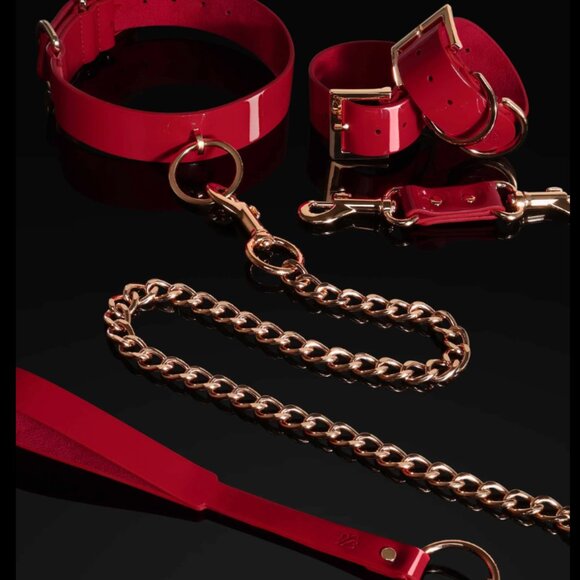 Honey Birdette Kukuro red Bondage kit - Picture 2 of 4